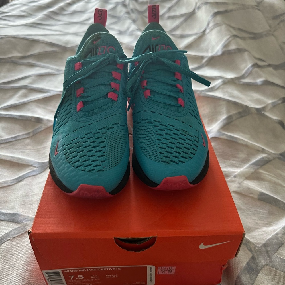 Nike WMNS Air Max Captivate White with Light Blue Accents - Size 7.5